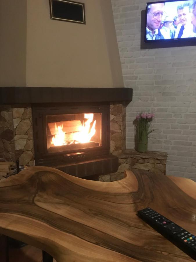 Domki Zlota Rybka Nad Jeziorem Solinskim Zawóz Exterior foto